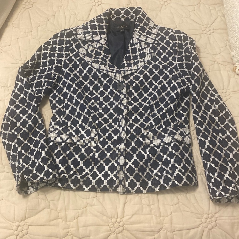 Talbots woman’s blazer/jacket 6 Petite navy and white